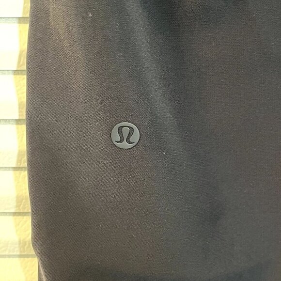Lululemon Pants On The Fly 7/8 Crop Pant Woven Black‎ Size 8 - Picture 6 of 10